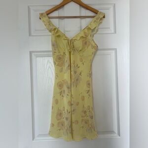 Realisation par Floral Yellow Dress